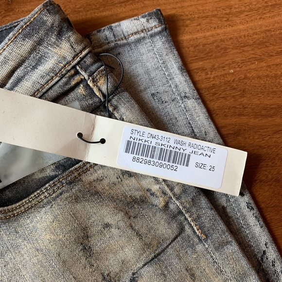 NWT David Kahn Radioactive Skinny Jeans 25 0 - Picture 7 of 9